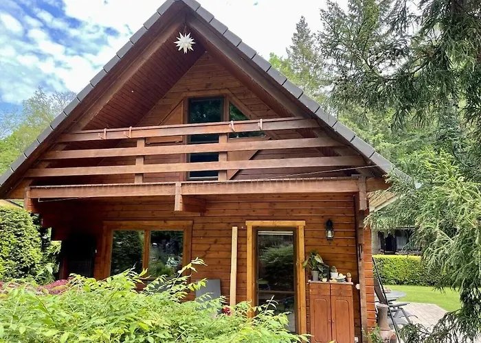 2 - Anett Pollok بيت للعطل *